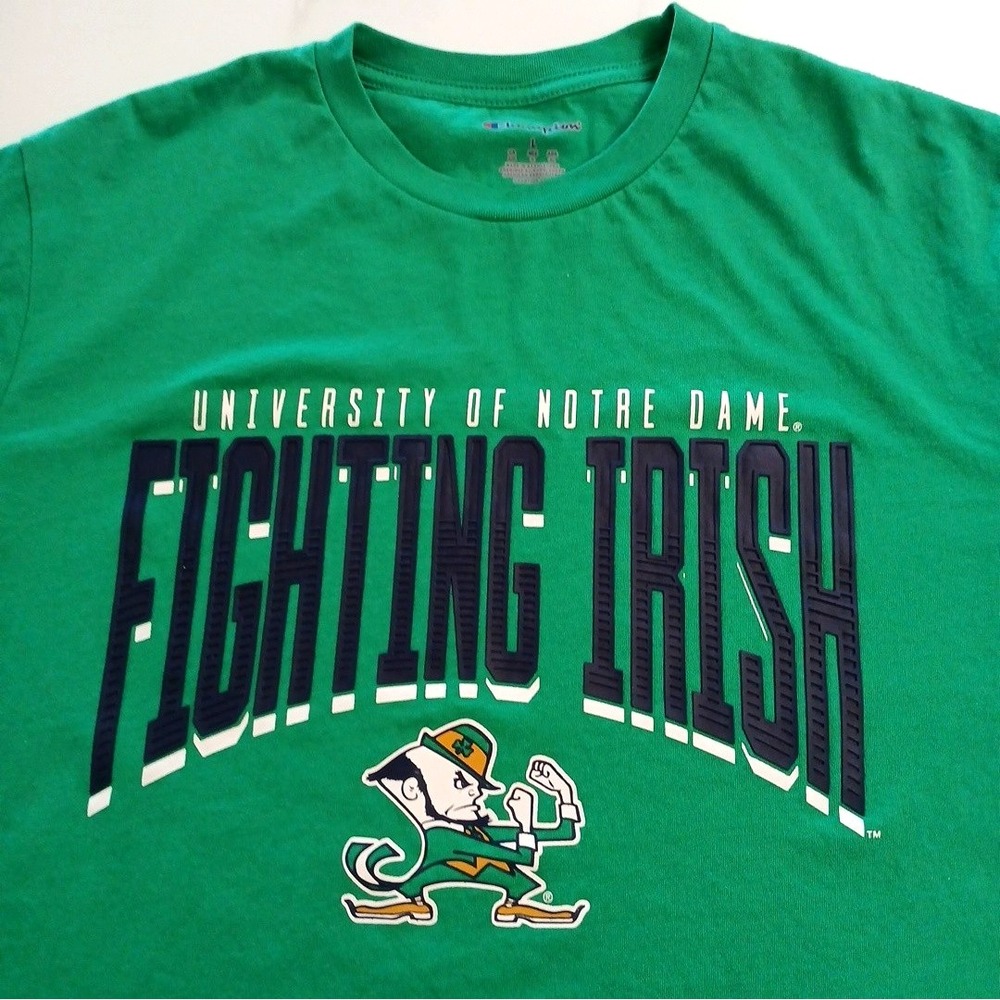 Notre Dame Fighting Irish Champion T-Shirt Size L Green University Notre Dame